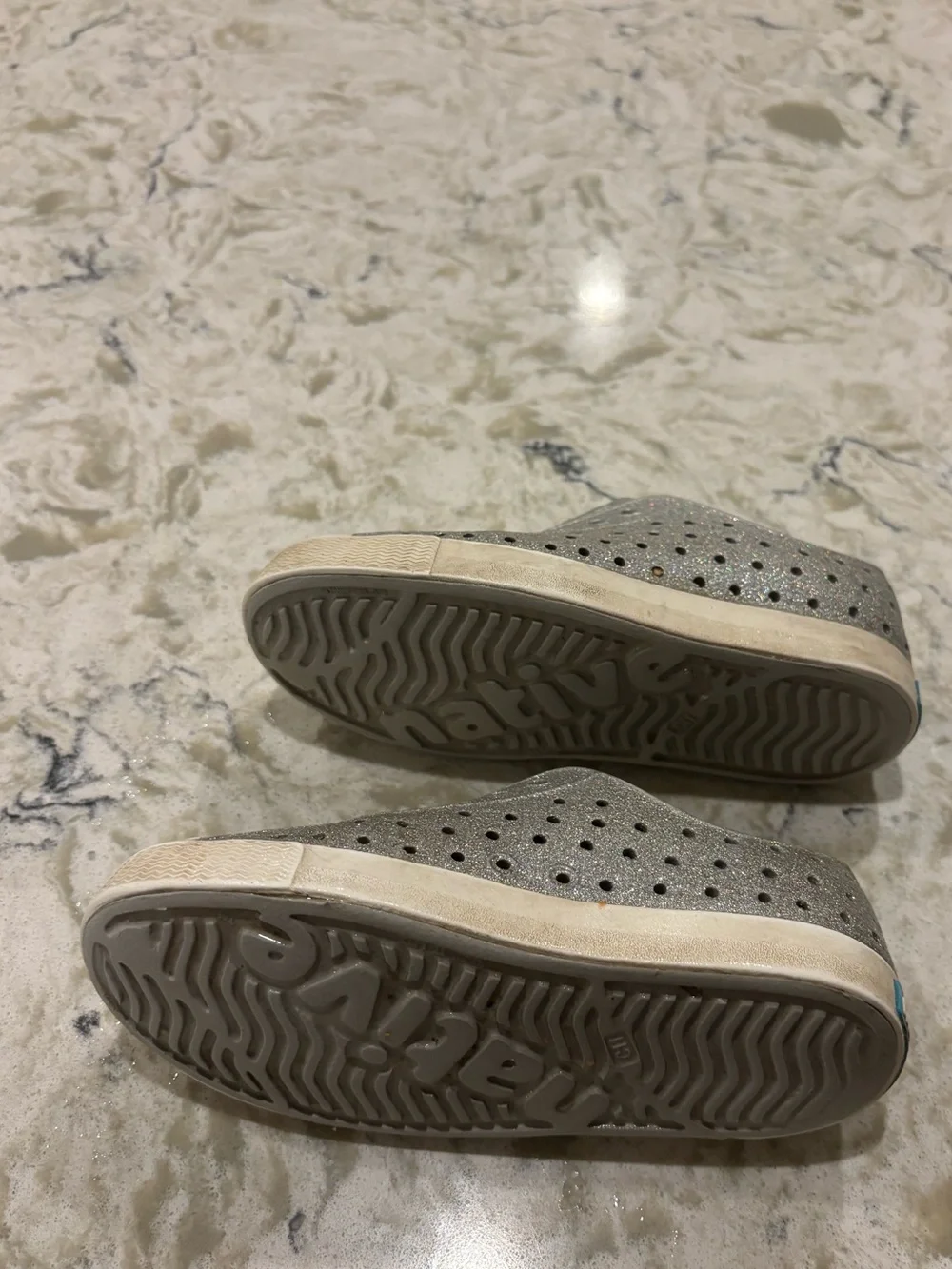 Silver glitter Native Jefferson Size 11